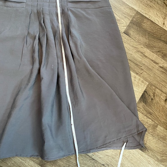Cute brownish khaki skirt from Simons - Picture 8 of 8